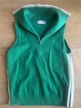 Greylin Emerald Green Zip-Front Knit Top with cream accents